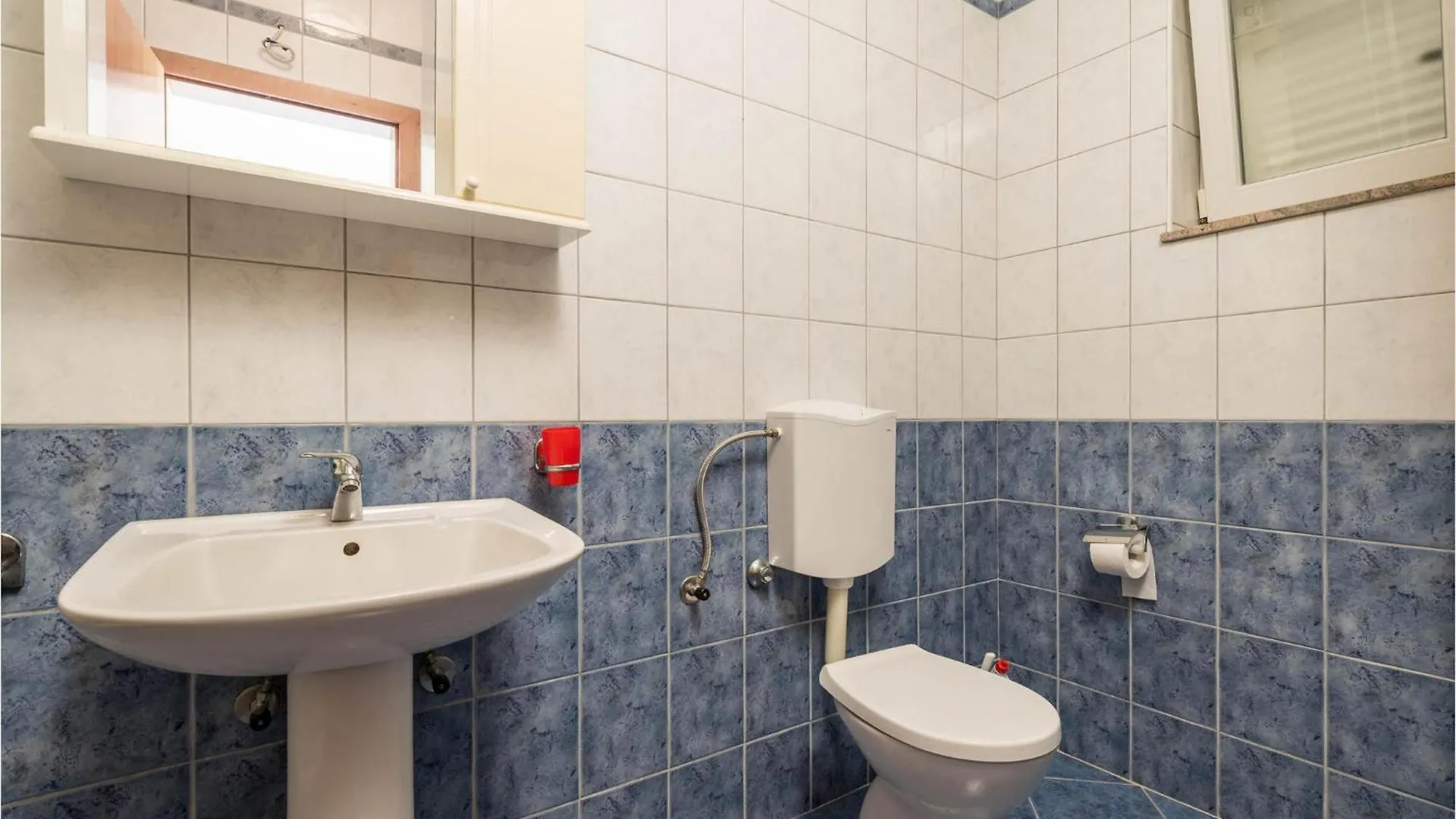 Amazing Apartment In Barbat-Rab With Wifi Barbat na Rabu