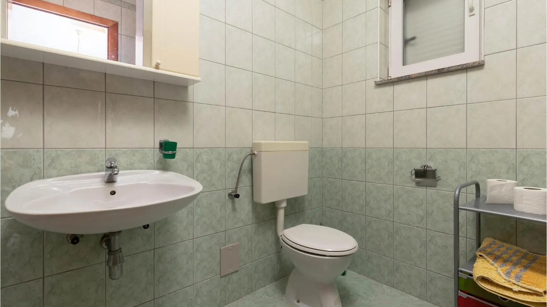 Amazing Apartment In Barbat-Rab With Wifi Barbat na Rabu Croatia