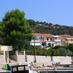 Apartman Nada, Barbat na Rabu