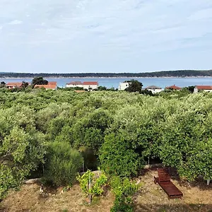 Bed & Breakfast Bed & Breakfast Josip, Barbat na Rabu